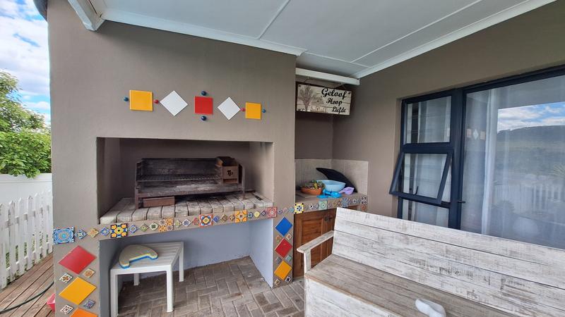 2 Bedroom Property for Sale in Reebok Western Cape